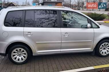 Мінівен Volkswagen Touran 2006 в Коростені