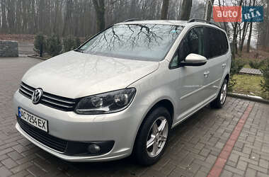Минивэн Volkswagen Touran 2012 в 