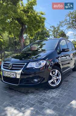 Мінівен Volkswagen Touran 2010 в Новому Бузі