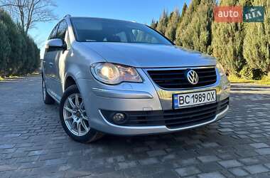 Мінівен Volkswagen Touran 2008 в Самборі