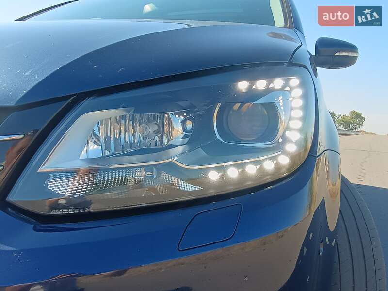 Мінівен Volkswagen Touran 2013 в Полтаві фото 10 Мінівен Volkswagen Touran 2013 в Полтаві