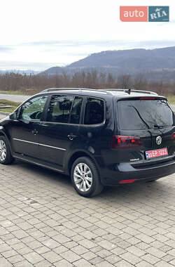 Минивэн Volkswagen Touran 2012 в Мукачево