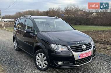 Мінівен Volkswagen Touran 2009 в Луцьку