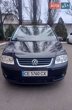 Минивэн Volkswagen Touran 2004 в Киеве