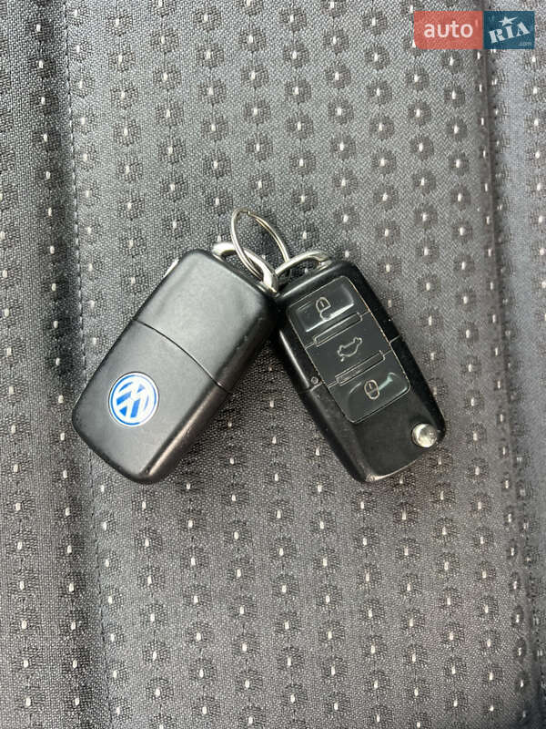 Минивэн Volkswagen Touran 2003 в Тернополе