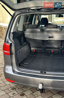 Мінівен Volkswagen Touran 2012 в Сарнах