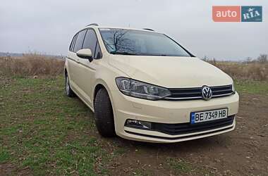 Микровэн Volkswagen Touran 2017 в Николаеве