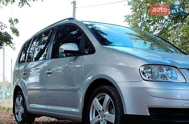 Мінівен Volkswagen Touran 2004 в Бершаді