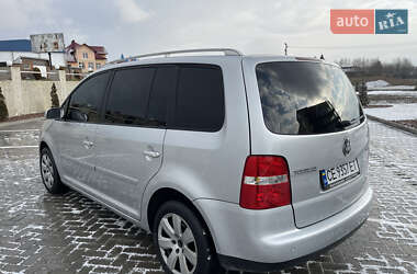 Мінівен Volkswagen Touran 2003 в Чернівцях