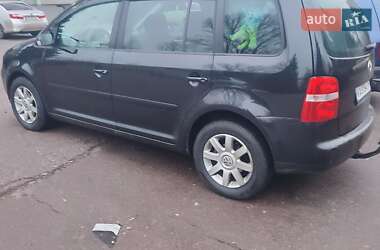 Минивэн Volkswagen Touran 2004 в 