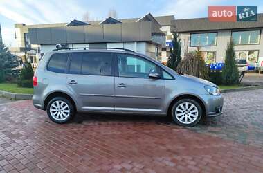 Мінівен Volkswagen Touran 2010 в Сарнах