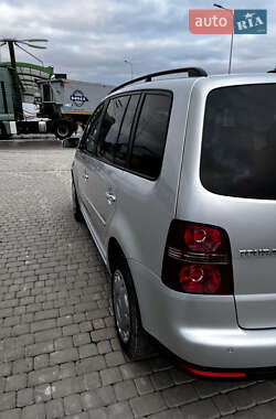 Мінівен Volkswagen Touran 2007 в Тернополі