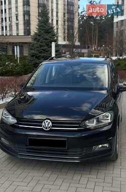 Микровэн Volkswagen Touran 2016 в 