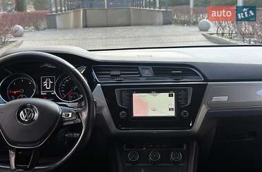 Микровэн Volkswagen Touran 2016 в 