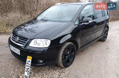 Мінівен Volkswagen Touran 2005 в Тернополі