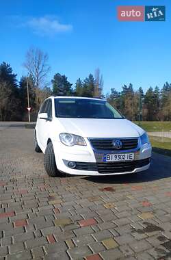 Мінівен Volkswagen Touran 2008 в Решетилівці