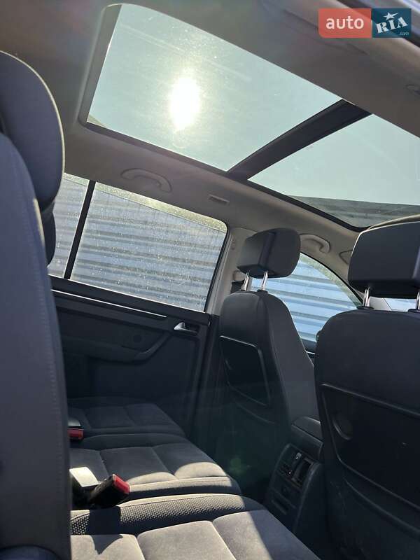 Минивэн Volkswagen Touran 2013 в Умани фото 9 Минивэн Volkswagen Touran 2013 в Умани