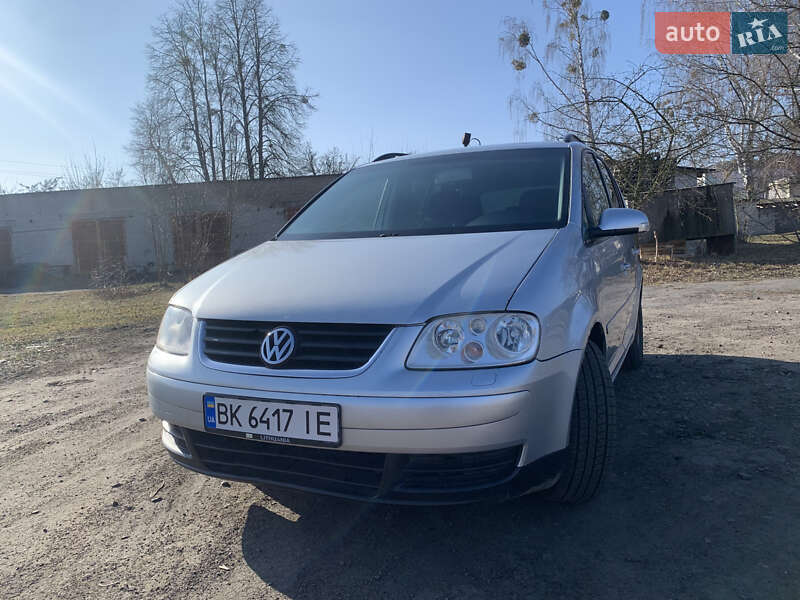Volkswagen Touran 2003