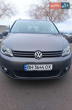 Минивэн Volkswagen Touran 2011 в Одессе