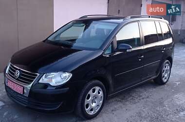 Минивэн Volkswagen Touran 2009 в Кропивницком