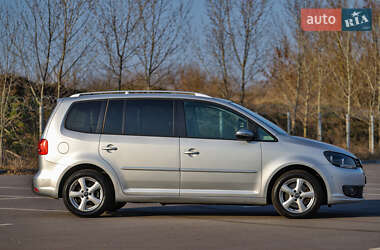 Минивэн Volkswagen Touran 2011 в Виннице