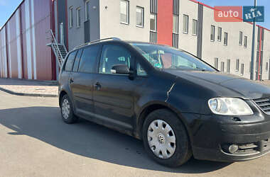 Минивэн Volkswagen Touran 2005 в Днепре