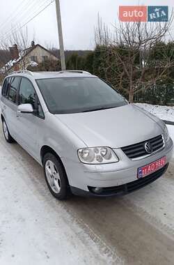 Мінівен Volkswagen Touran 2005 в Хмельницькому