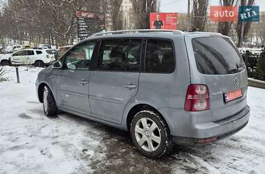 Минивэн Volkswagen Touran 2008 в Ровно