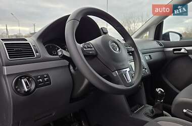 Минивэн Volkswagen Touran 2014 в Бердичеве