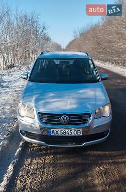 Минивэн Volkswagen Touran 2010 в 