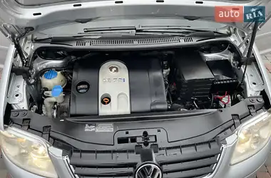 Volkswagen Touran 2003
