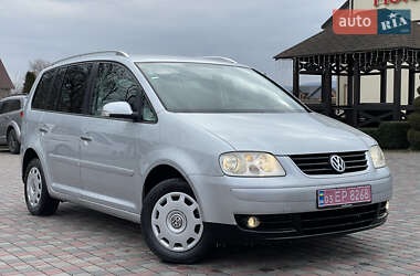 Мінівен Volkswagen Touran 2003 в Чернівцях