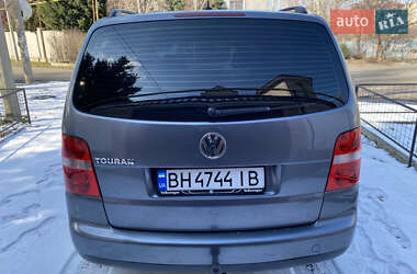 Мінівен Volkswagen Touran 2006 в Одесі