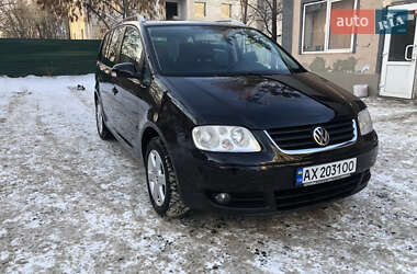 Мінівен Volkswagen Touran 2004 в Харкові