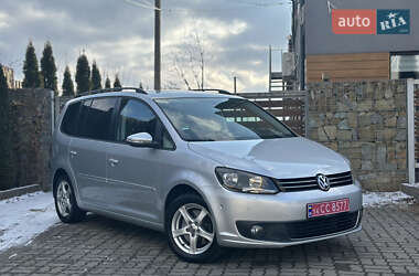 Минивэн Volkswagen Touran 2013 в Стрые