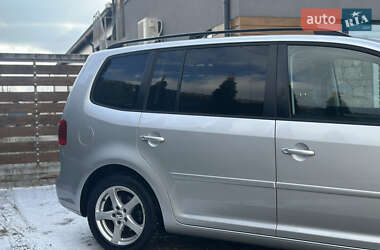 Минивэн Volkswagen Touran 2013 в Стрые