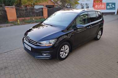 Микровэн Volkswagen Touran 2016 в Борисполе