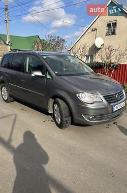 Минивэн Volkswagen Touran 2007 в Одессе