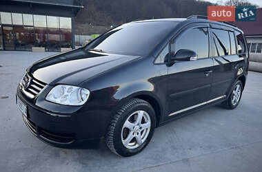 Мінівен Volkswagen Touran 2004 в Тернополі