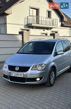 Минивэн Volkswagen Touran 2008 в Ивано-Франковске