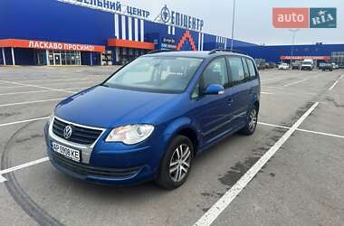 Мінівен Volkswagen Touran 2008 в Запоріжжі