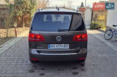 Мінівен Volkswagen Touran 2011 в 