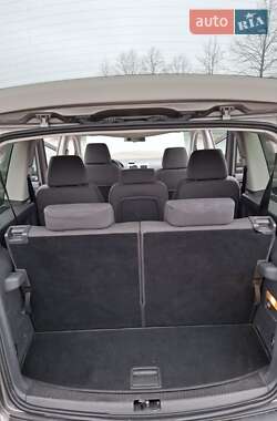 Минивэн Volkswagen Touran 2008 в Умани