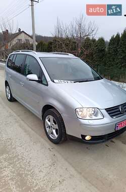 Мінівен Volkswagen Touran 2005 в Хмельницькому