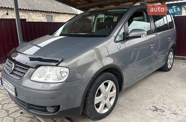 Минивэн Volkswagen Touran 2005 в Виннице