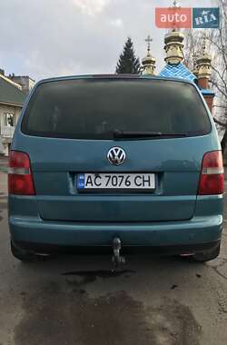 Минивэн Volkswagen Touran 2004 в Луцке