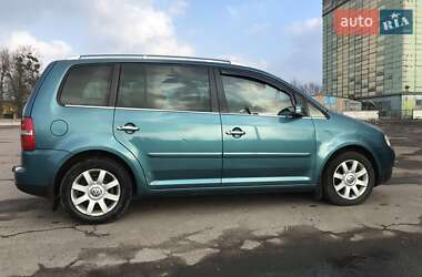 Минивэн Volkswagen Touran 2004 в Луцке