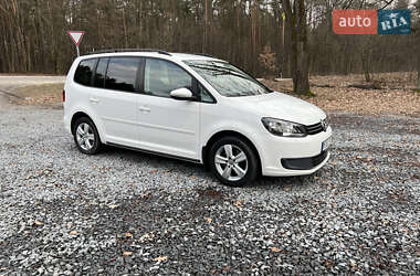 Минивэн Volkswagen Touran 2012 в 