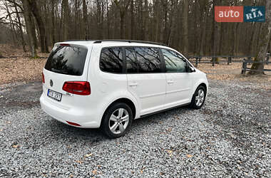 Минивэн Volkswagen Touran 2012 в 