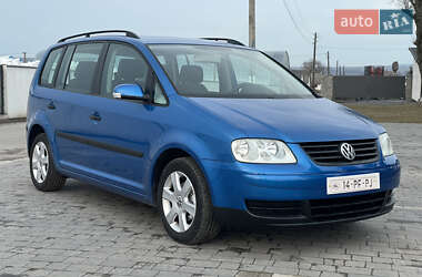 Мінівен Volkswagen Touran 2004 в Дубні